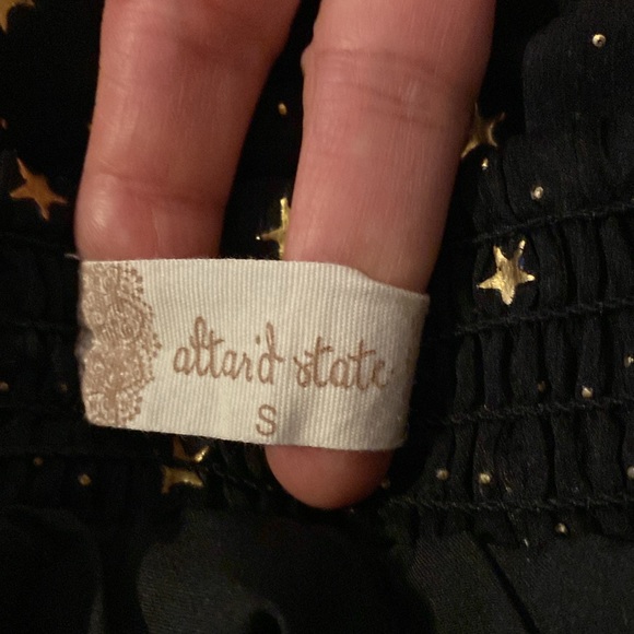 Altr’d state black tiered skirt with gold stars, like new - Picture 2 of 4